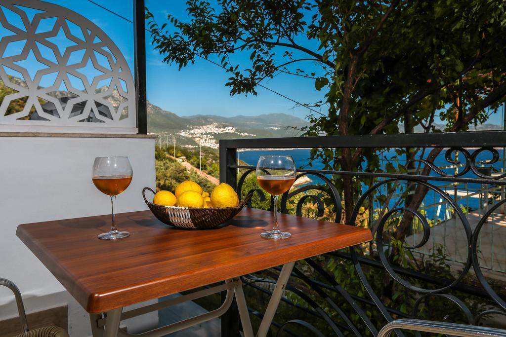 Hamarat Kaş